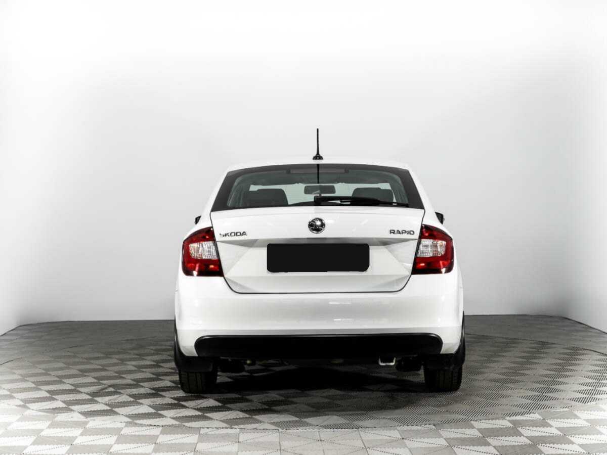 Skoda Rapid с пробегом — 2019 год. Фото: #5