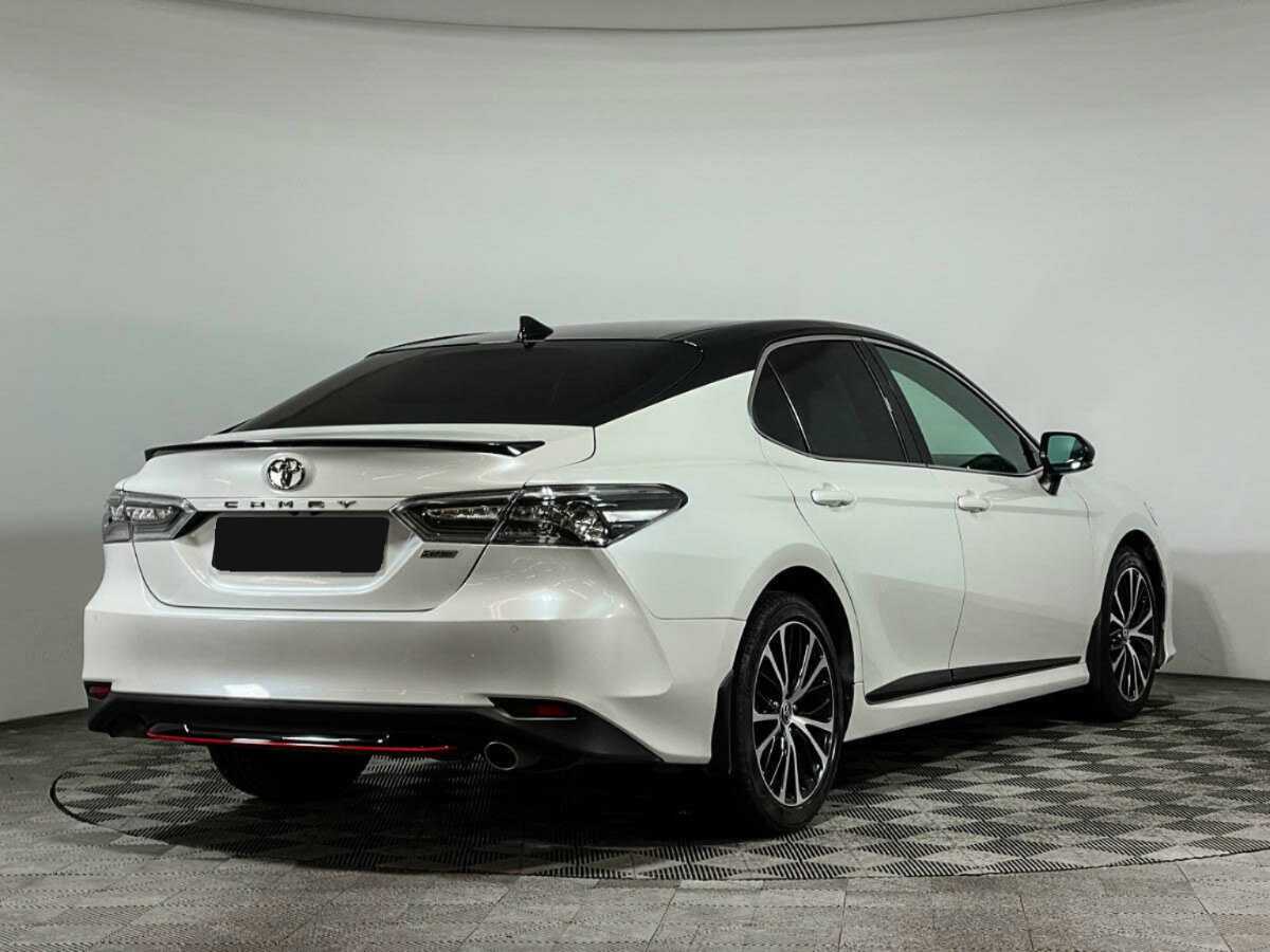 Toyota Camry с пробегом — 2020 год. Фото: #4