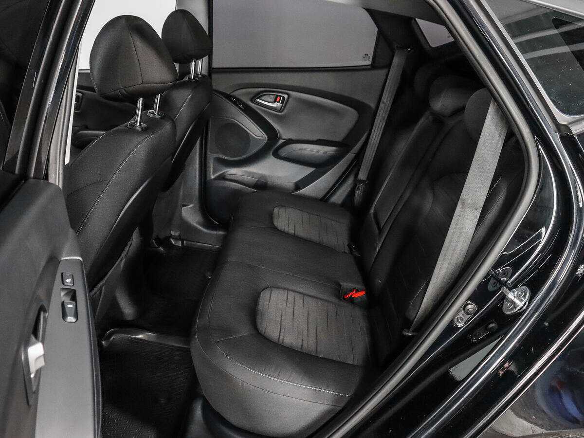 Hyundai ix35 с пробегом — 2014 год. Фото: #9