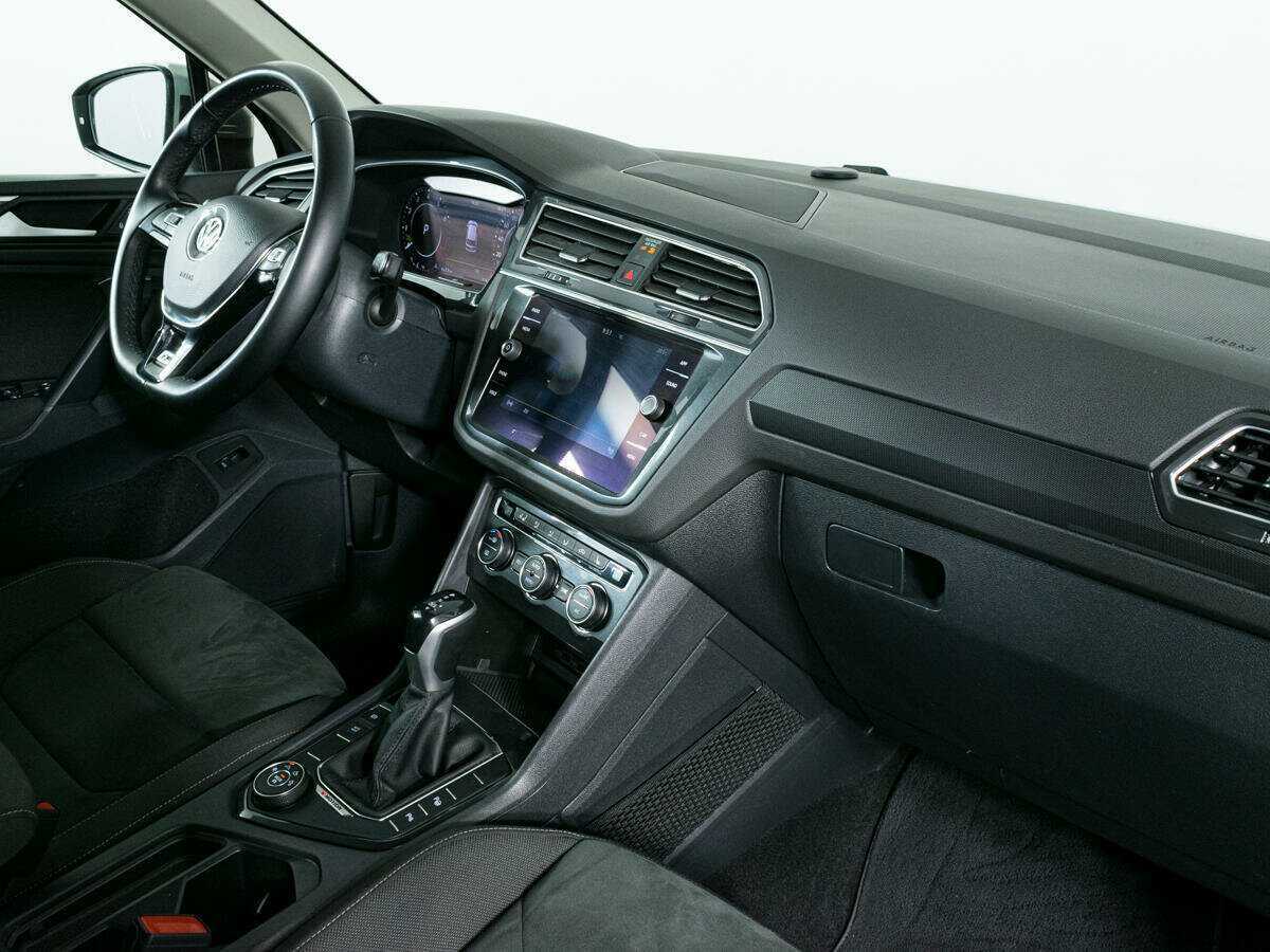Volkswagen Tiguan с пробегом — 2018 год. Фото: #7