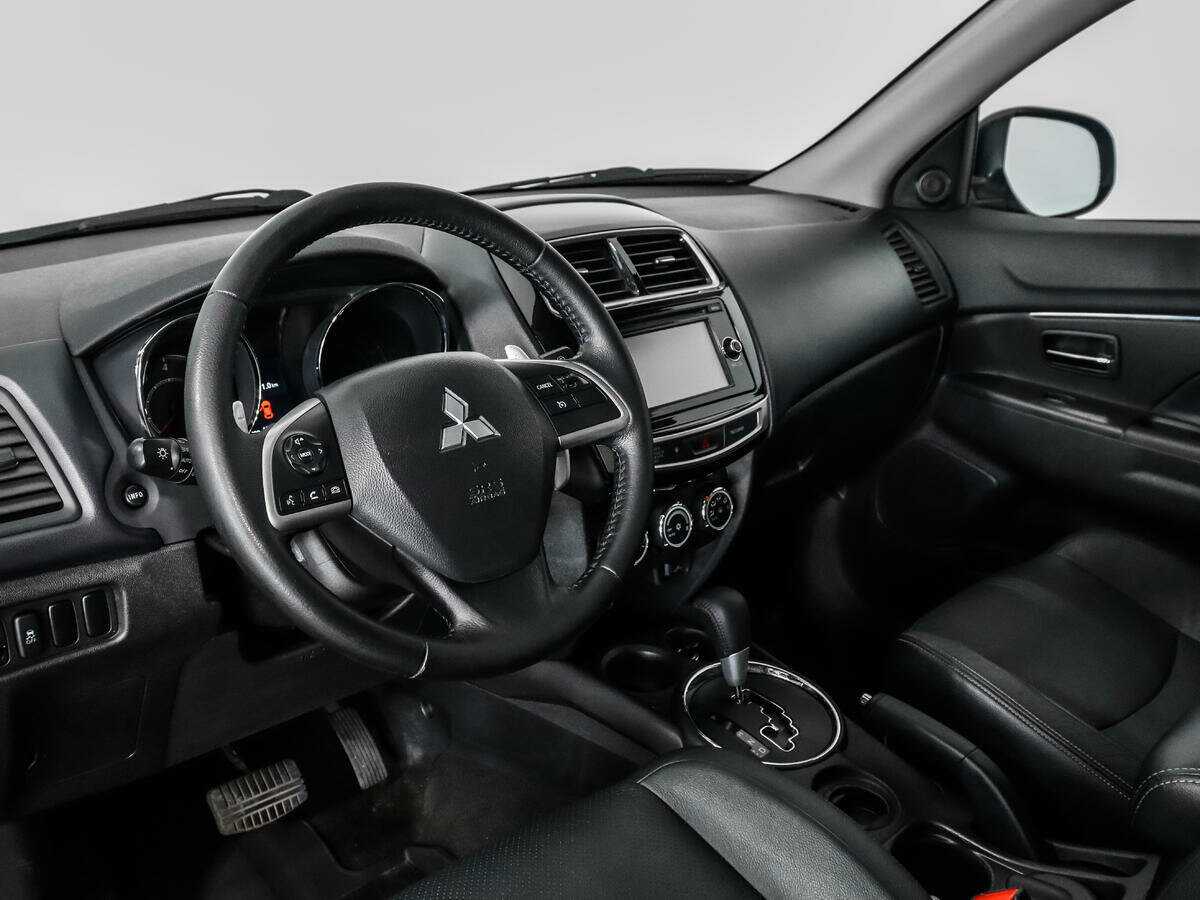 Mitsubishi ASX с пробегом — 2015 год. Фото: #7