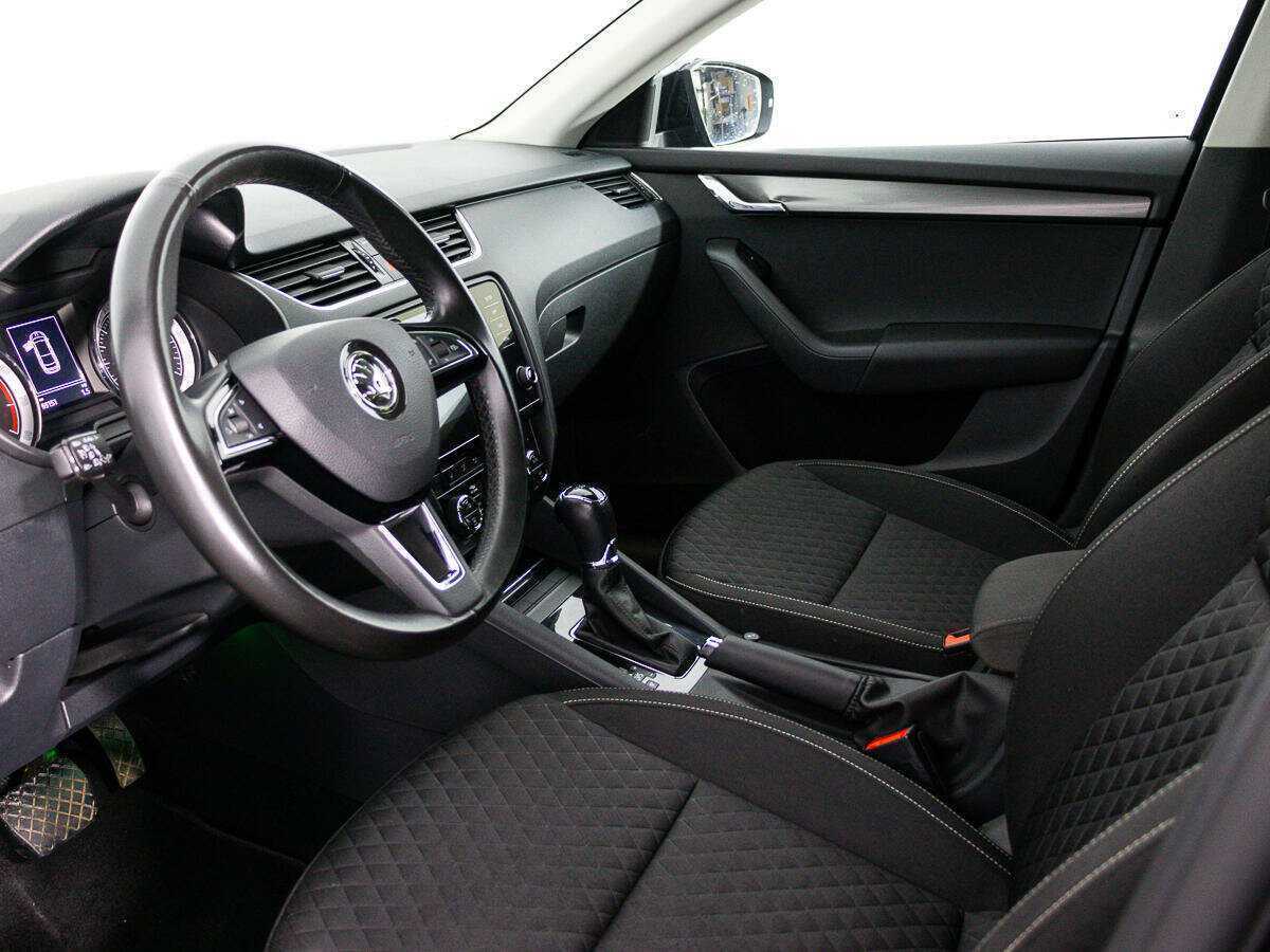 Skoda Octavia с пробегом — 2018 год. Фото: #10