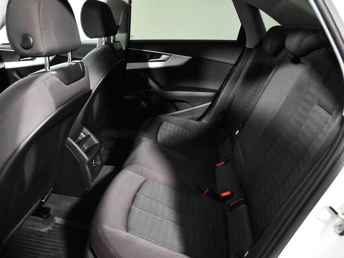 Audi A4 с пробегом — 2016 год. Фото: #9
