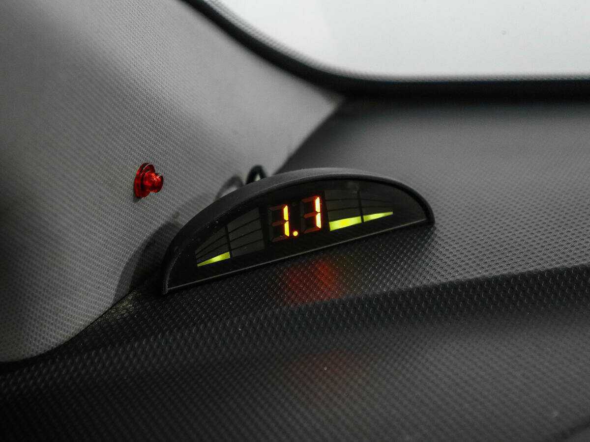 Hyundai Solaris с пробегом — 2013 год. Фото: #14