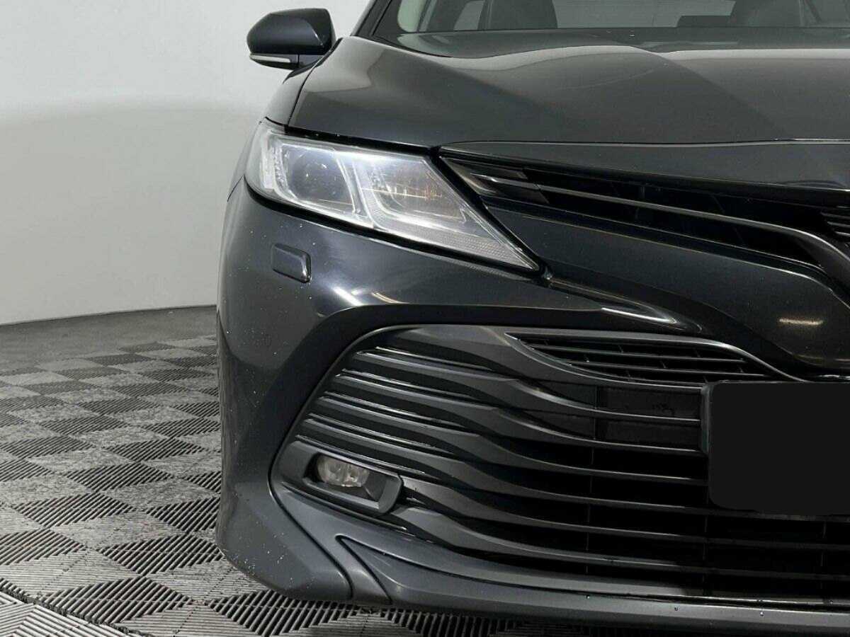 Toyota Camry с пробегом — 2019 год. Фото: #13