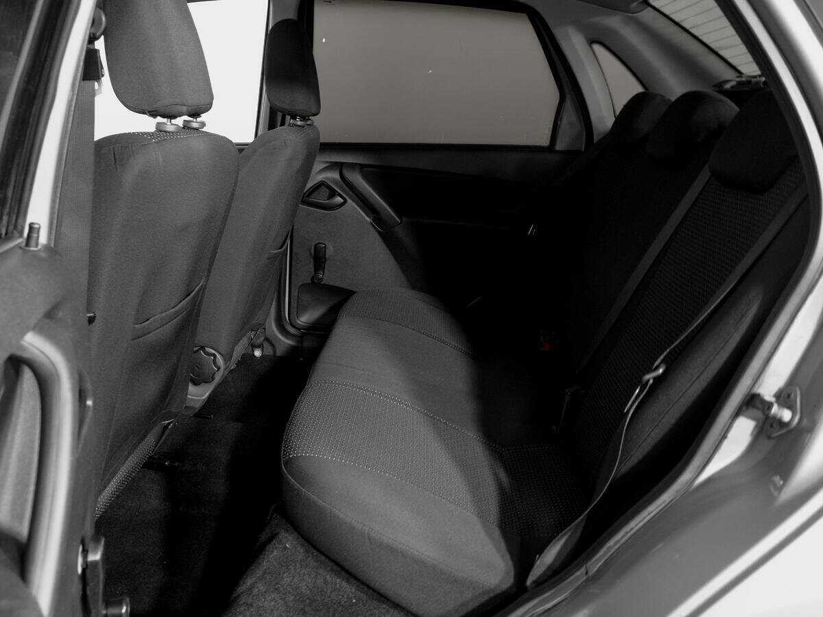 Lada (ВАЗ) Granta с пробегом — 2012 год. Фото: #9