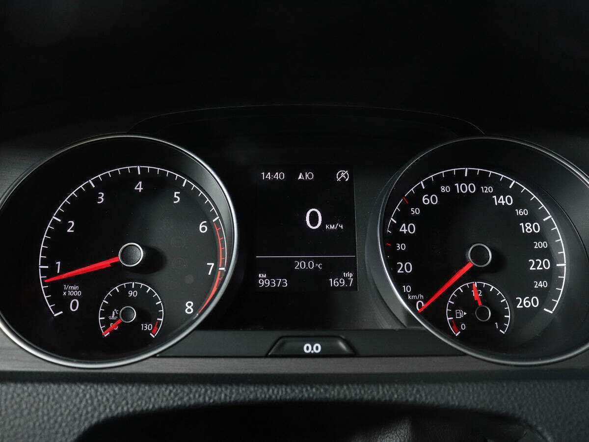 Volkswagen Golf с пробегом — 2013 год. Фото: #8