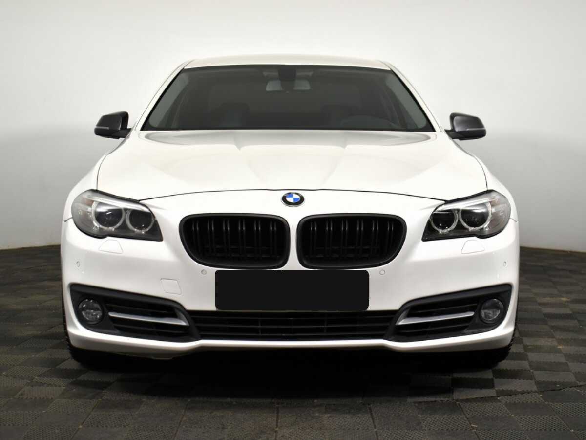 BMW 5 серии с пробегом — 2016 год. Фото: #1