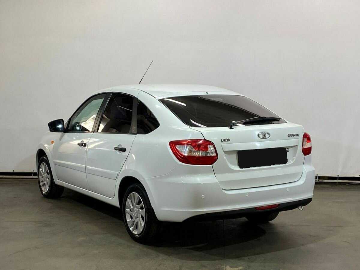 Lada (ВАЗ) Granta с пробегом — 2016 год. Фото: #6