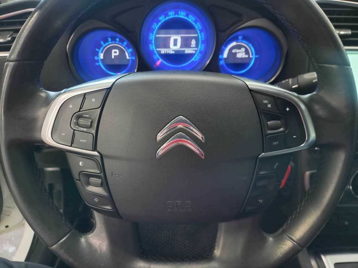 Citroen C4 с пробегом — 2015 год. Фото: #11