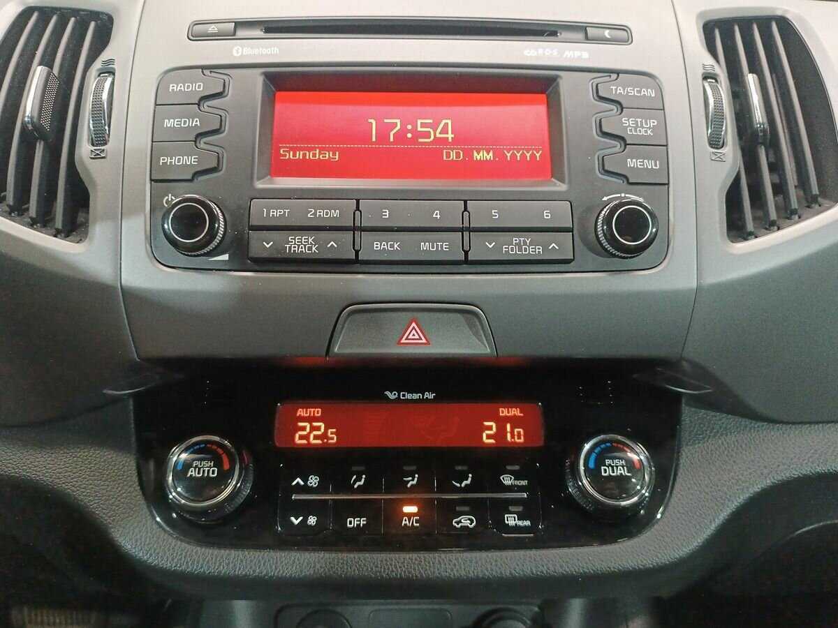 Kia Sportage с пробегом — 2015 год. Фото: #16