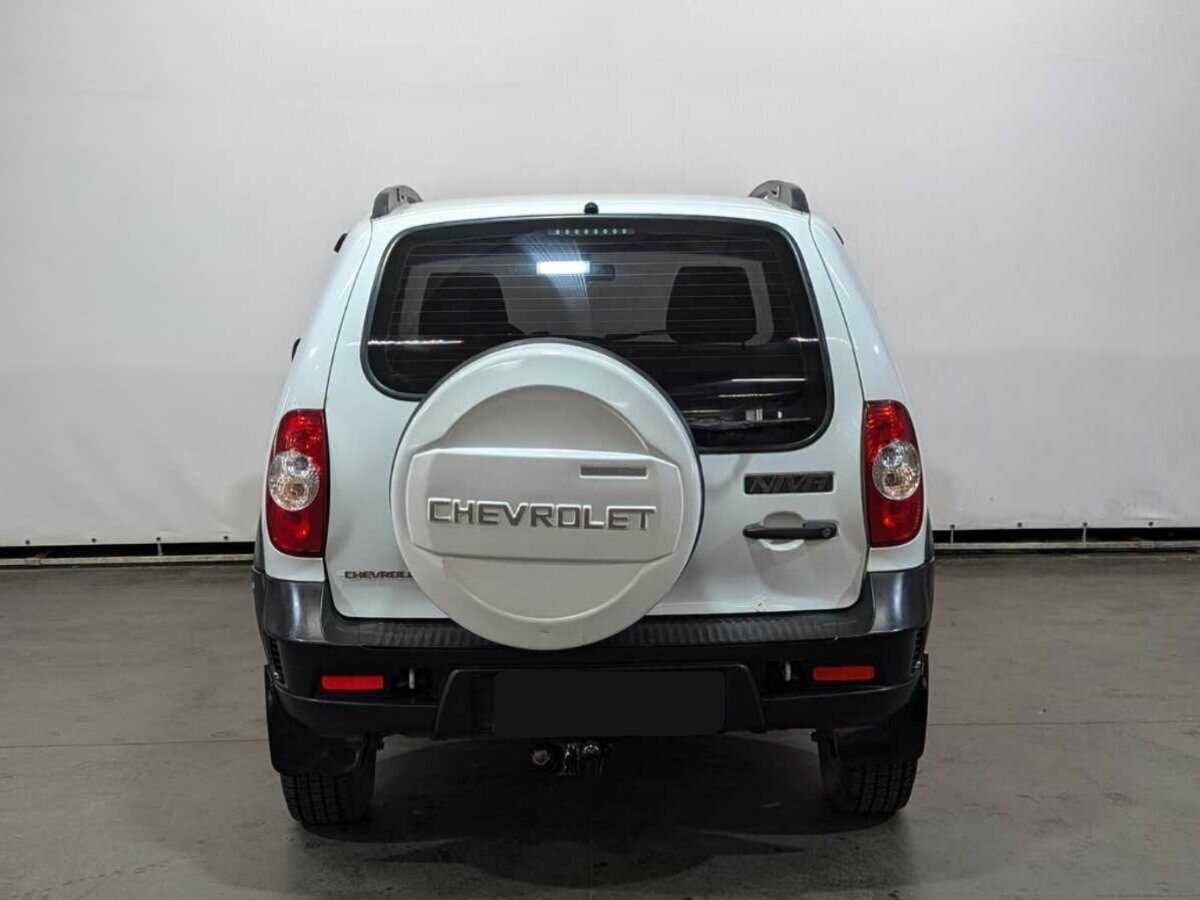 Chevrolet Niva с пробегом — 2018 год. Фото: #5