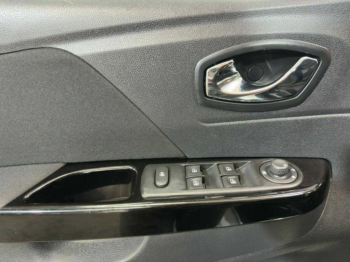 Renault Kaptur с пробегом — 2017 год. Фото: #14