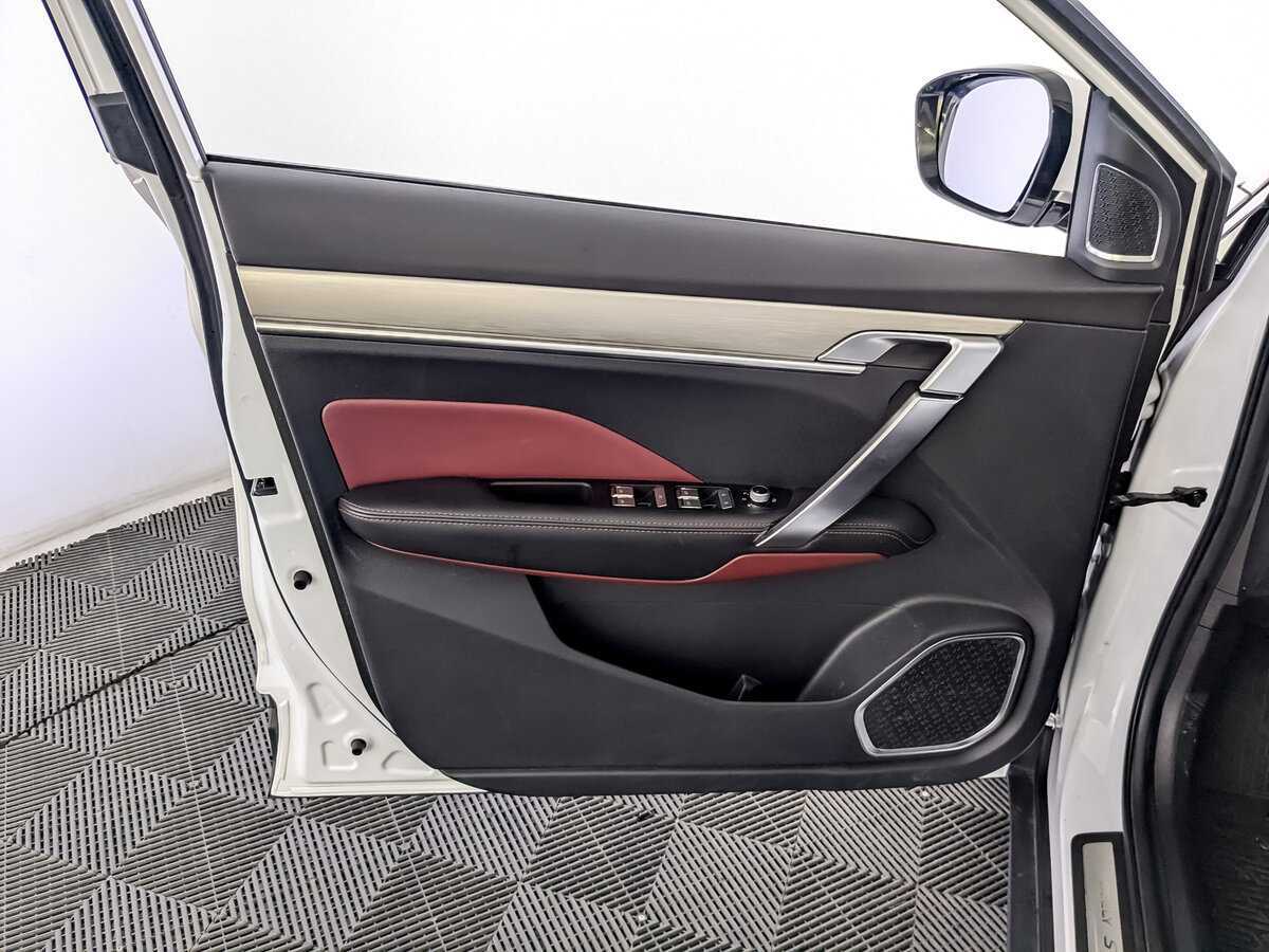 Geely Coolray с пробегом — 2020 год. Фото: #14