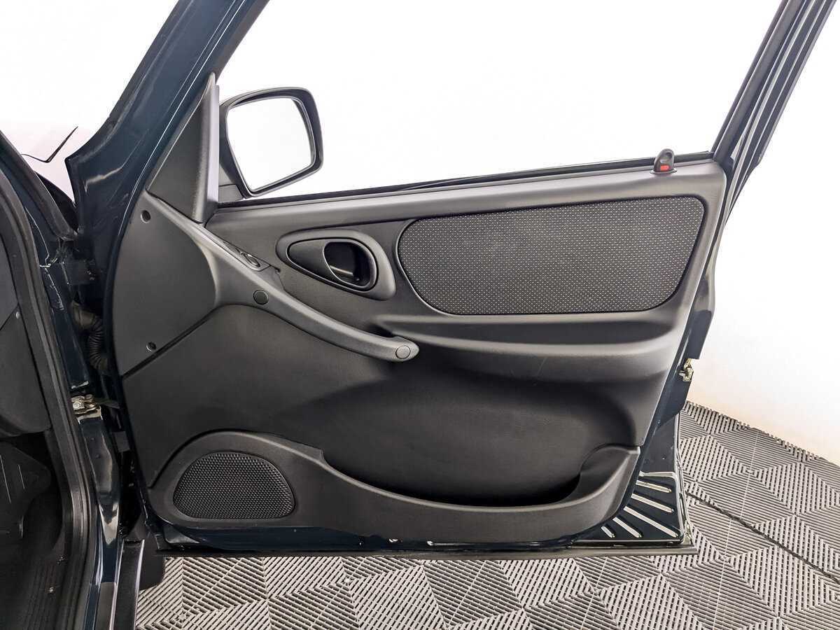 Lada (ВАЗ) Niva с пробегом — 2023 год. Фото: #18