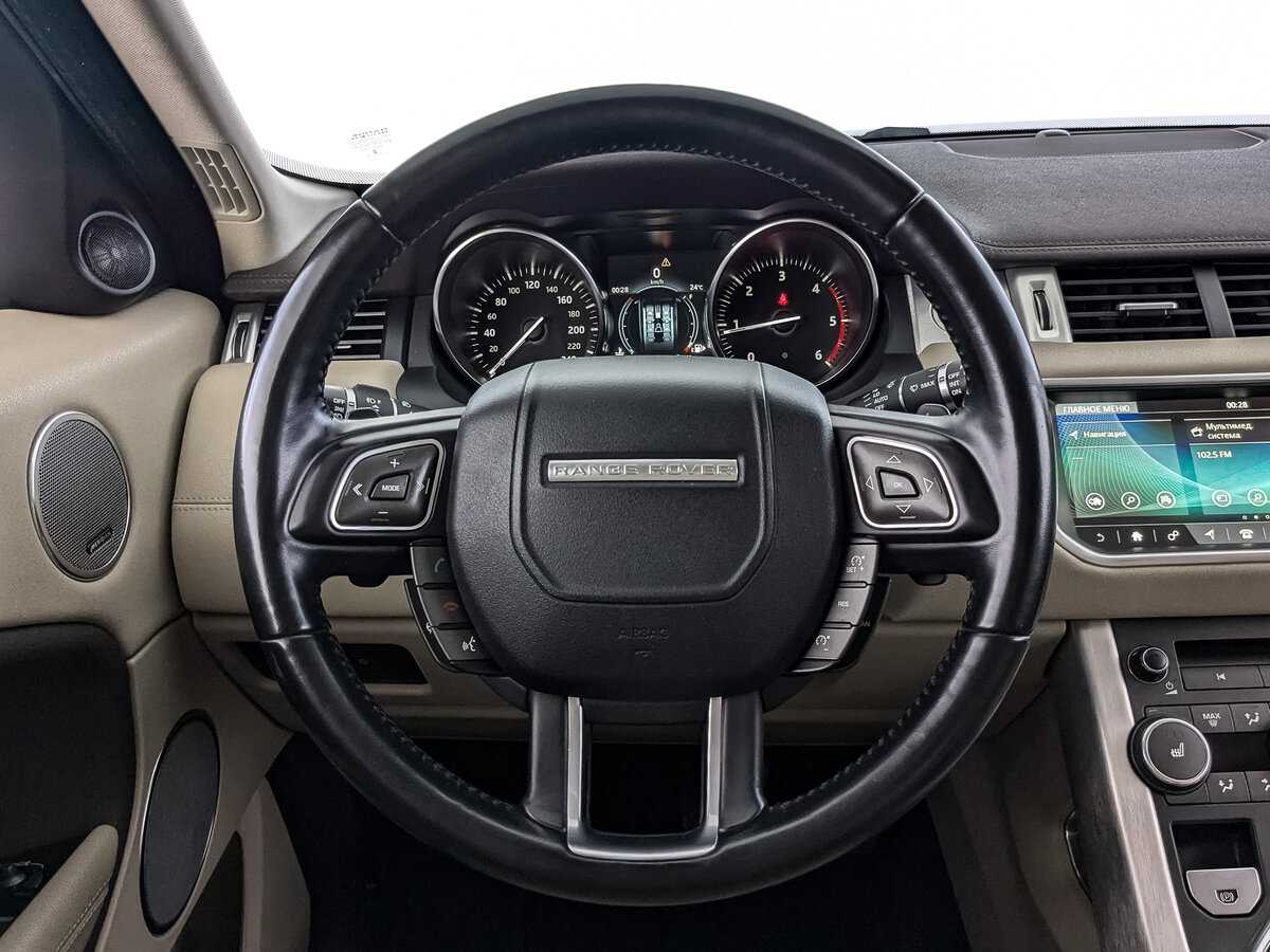 Land Rover Range Rover Evoque с пробегом — 2017 год. Фото: #16