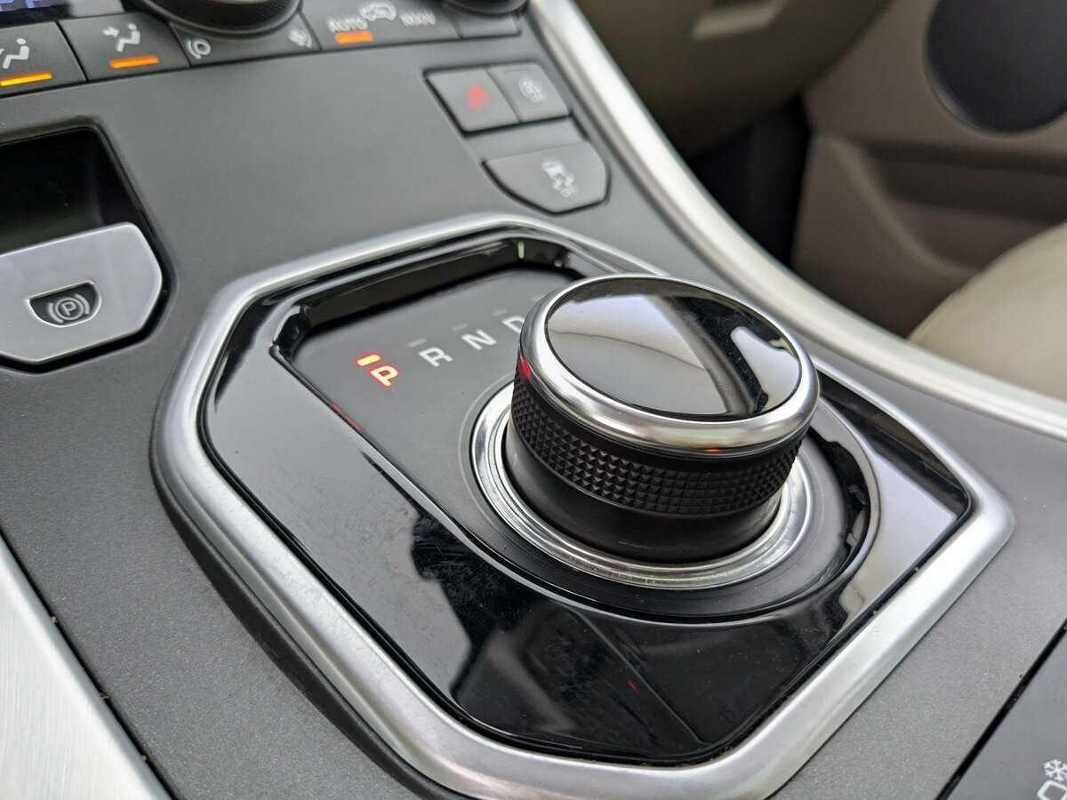 Land Rover Range Rover Evoque с пробегом — 2018 год. Фото: #22