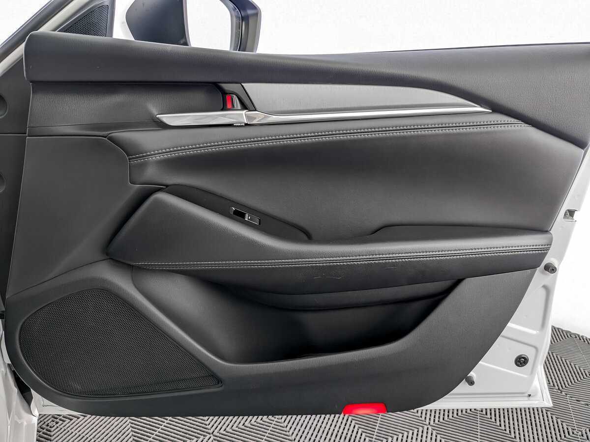 Mazda 6 с пробегом — 2021 год. Фото: #19