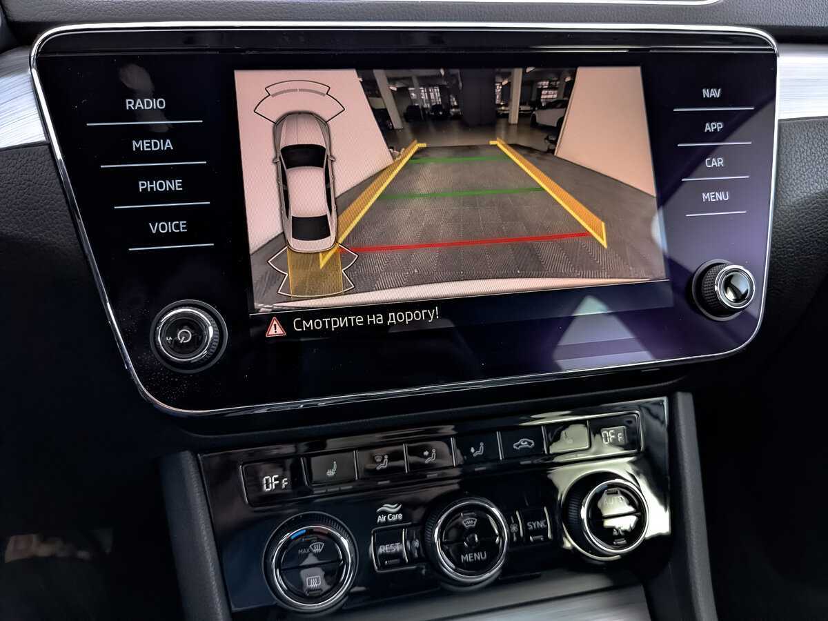 Skoda Superb с пробегом — 2021 год. Фото: #21