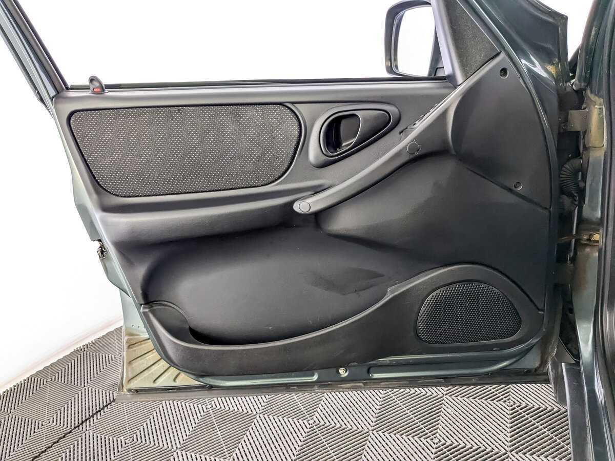 Chevrolet Niva с пробегом — 2017 год. Фото: #14