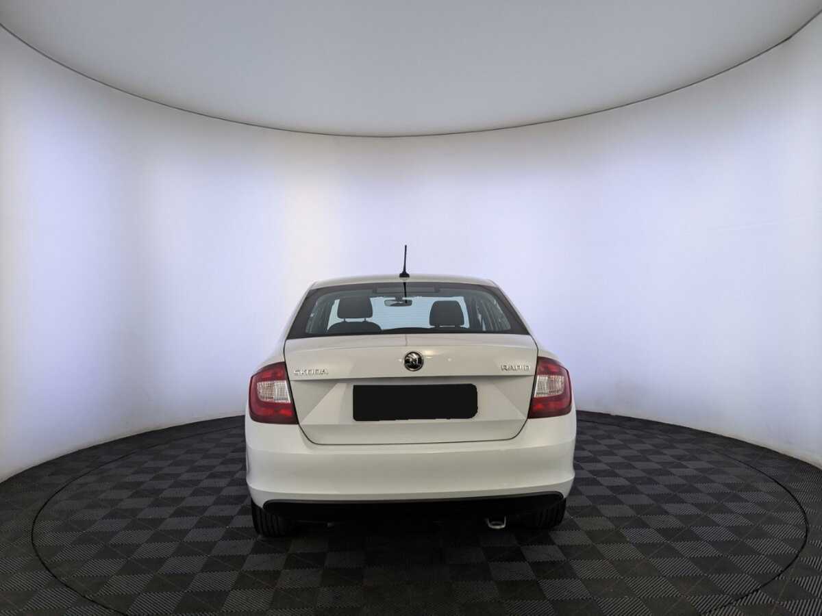 Skoda Rapid с пробегом — 2019 год. Фото: #5