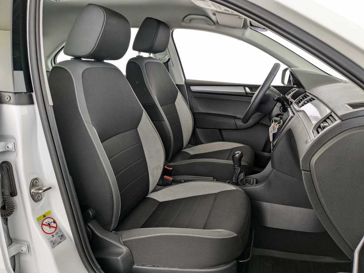 Skoda Rapid с пробегом — 2019 год. Фото: #13