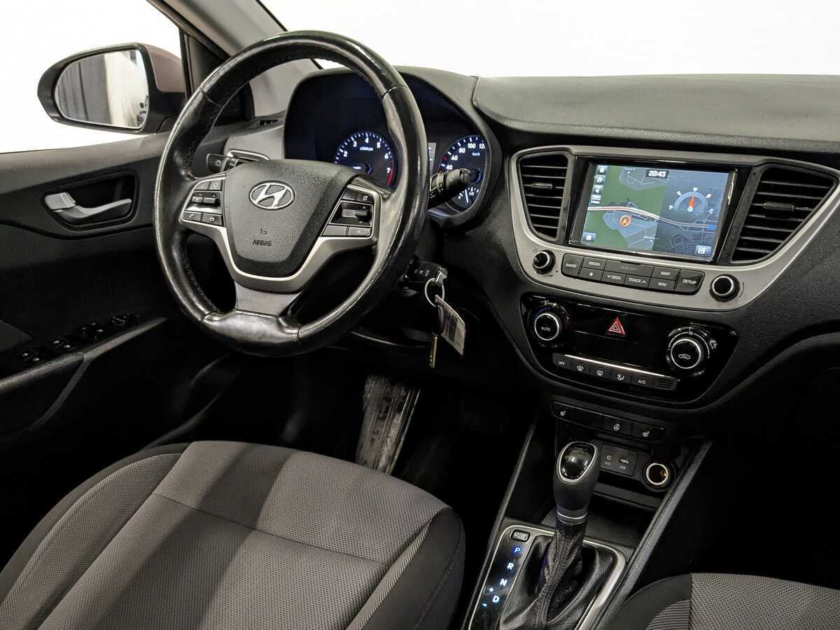 Hyundai Solaris с пробегом — 2018 год. Фото: #16