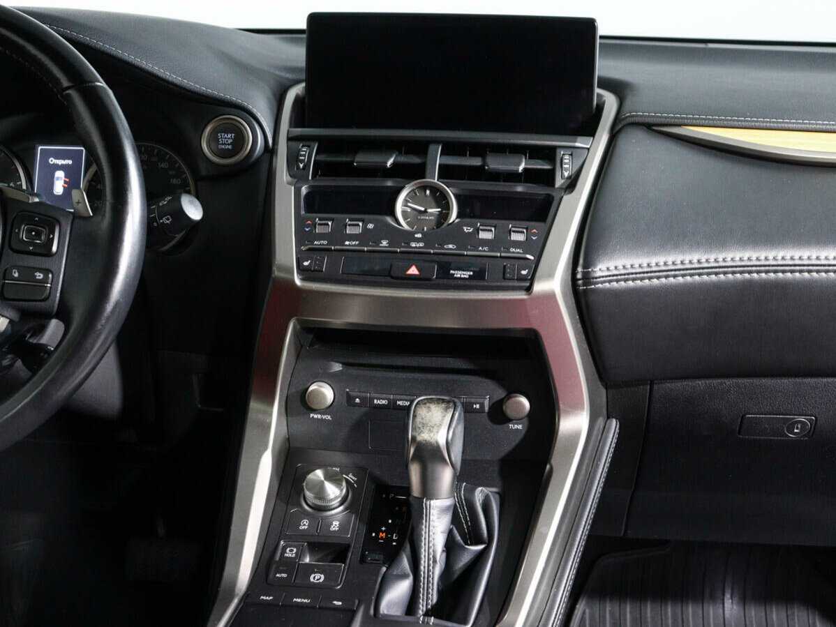 Lexus NX с пробегом — 2018 год. Фото: #10