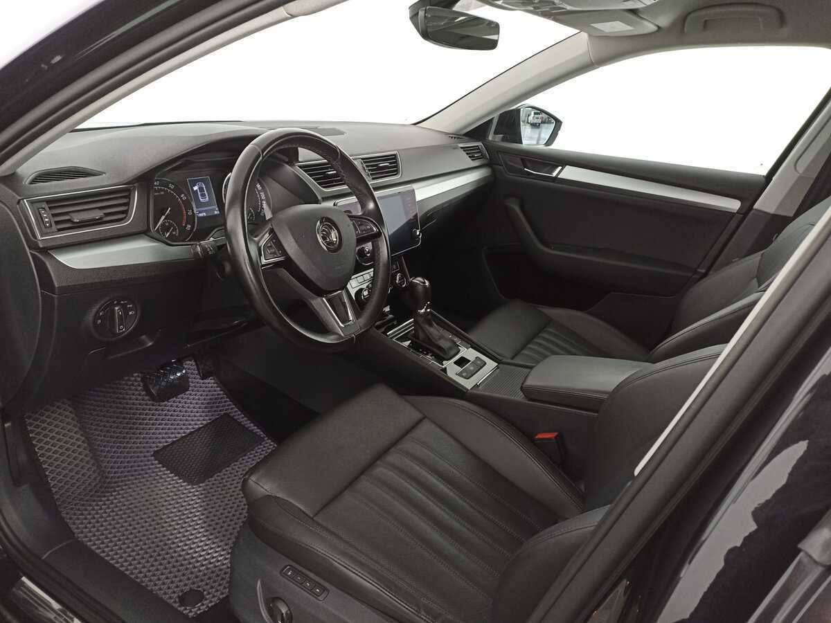 Skoda Superb с пробегом — 2018 год. Фото: #13