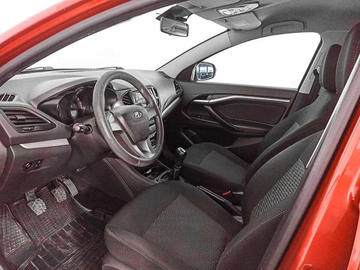 Lada (ВАЗ) Vesta с пробегом — 2017 год. Фото: #13