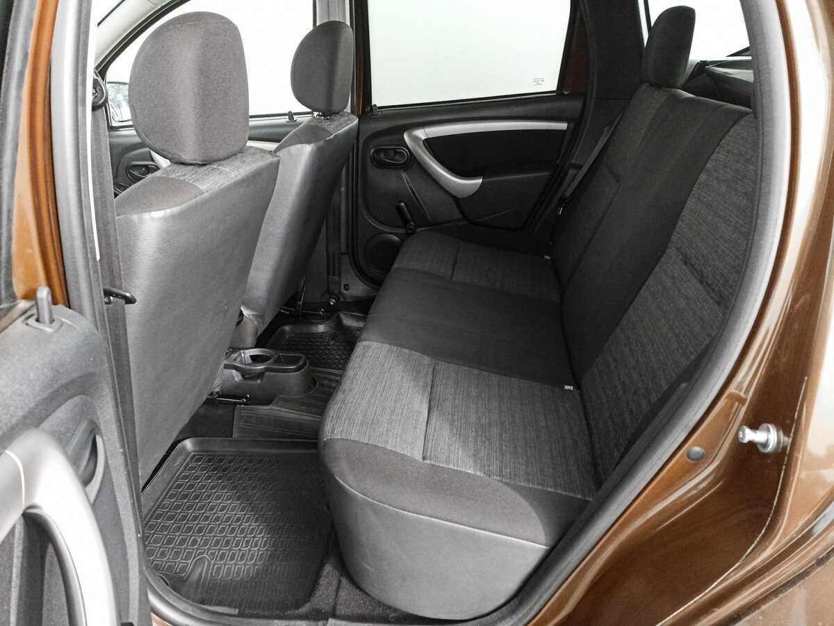 Renault Duster с пробегом — 2014 год. Фото: #9