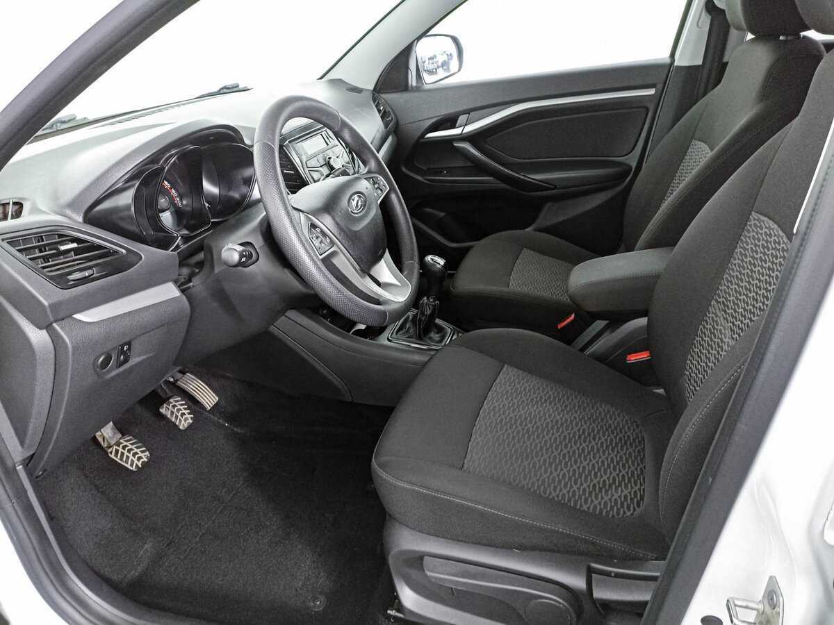 Lada (ВАЗ) Vesta с пробегом — 2021 год. Фото: #13