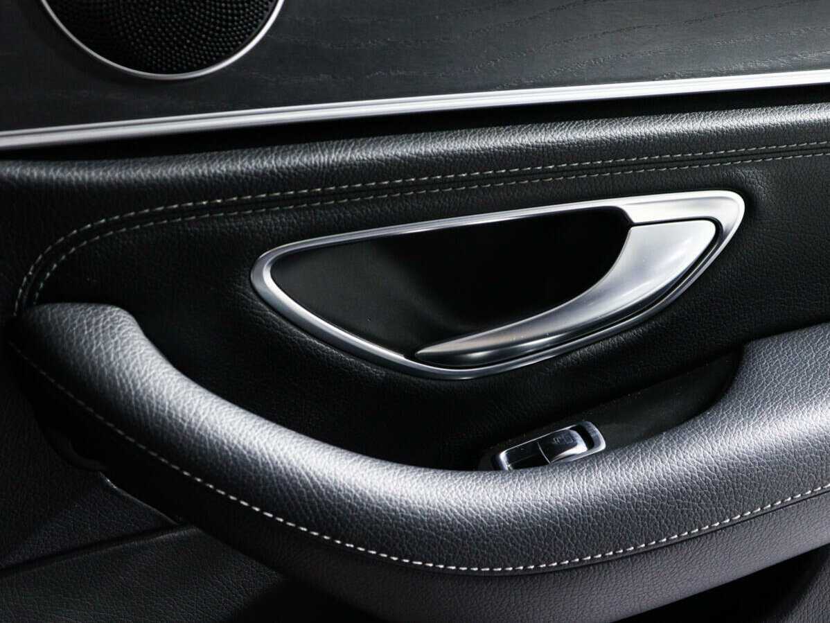 Mercedes-Benz E-Класс с пробегом — 2017 год. Фото: #14