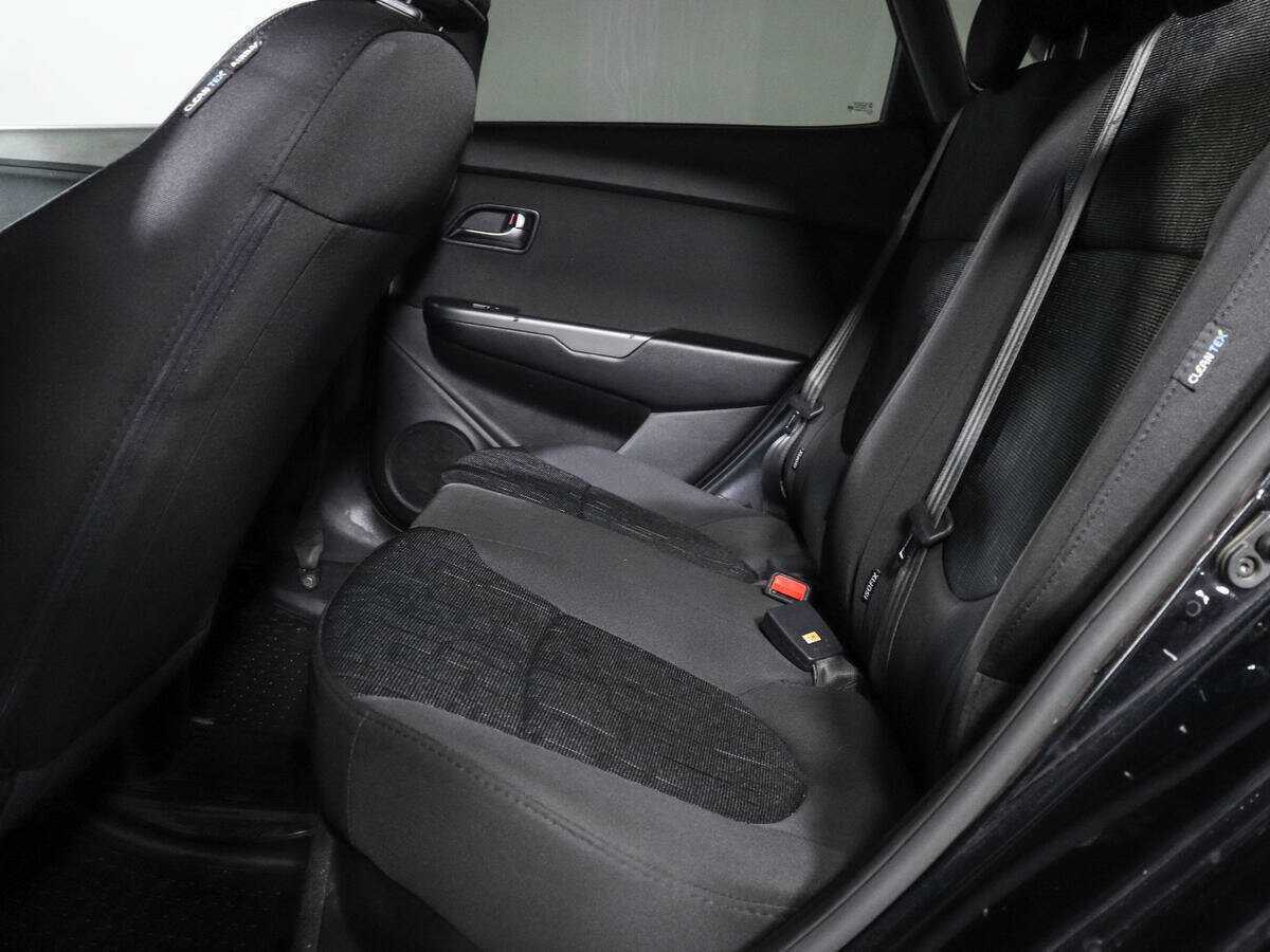 Kia Rio с пробегом — 2016 год. Фото: #8