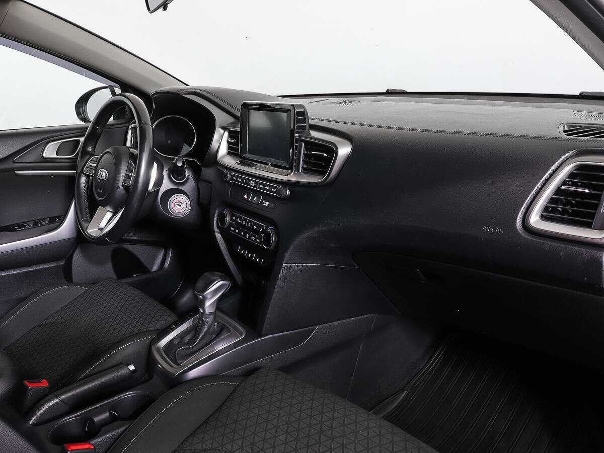 Kia Ceed с пробегом — 2019 год. Фото: #7