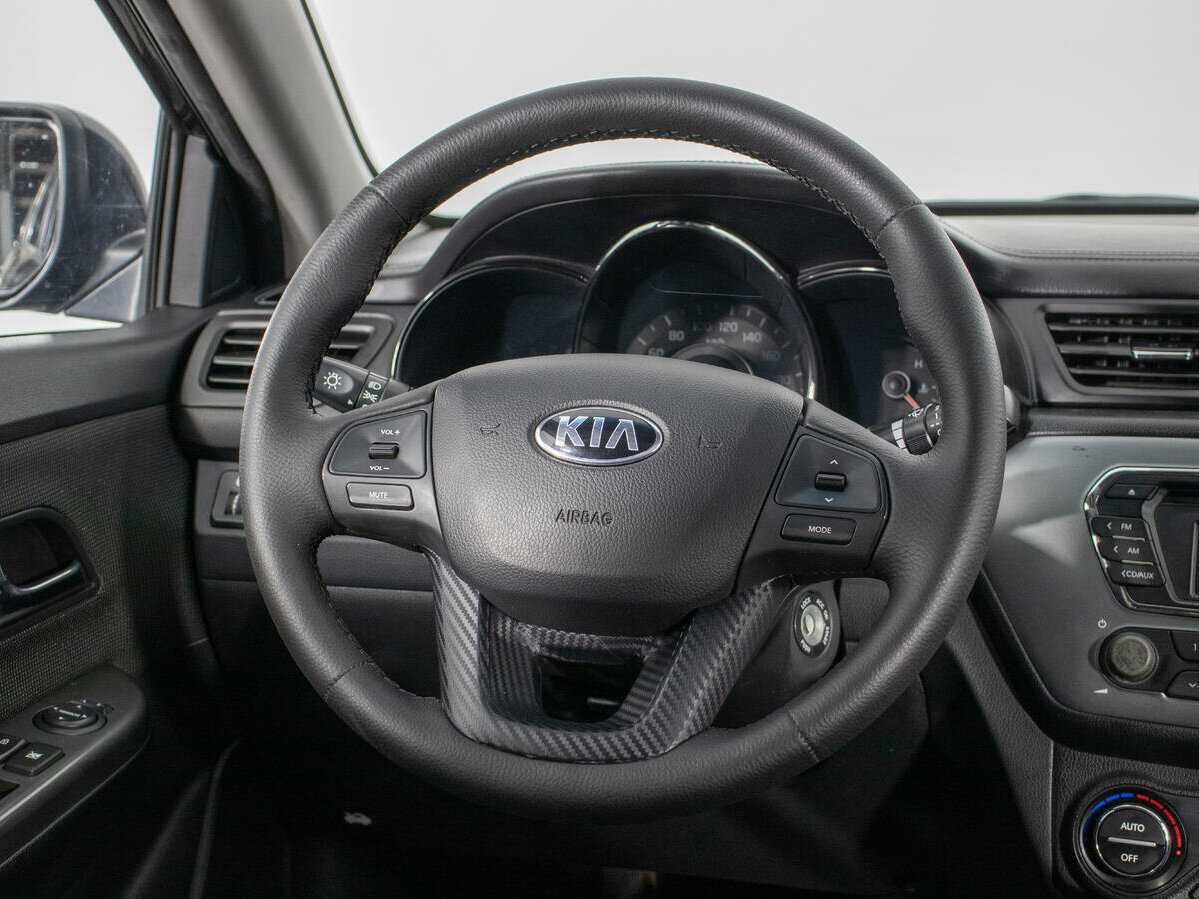 Kia Rio с пробегом — 2014 год. Фото: #14