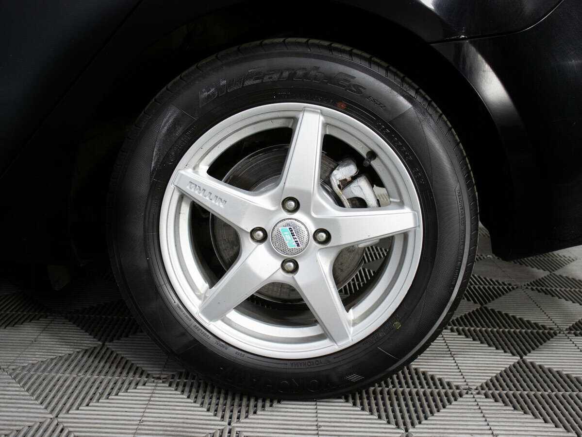 Kia Rio с пробегом — 2014 год. Фото: #16