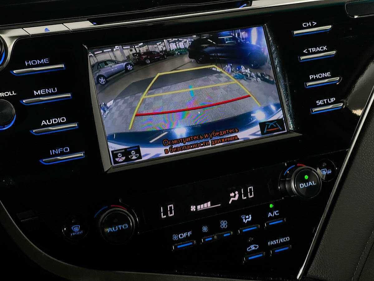 Toyota Camry с пробегом — 2018 год. Фото: #14