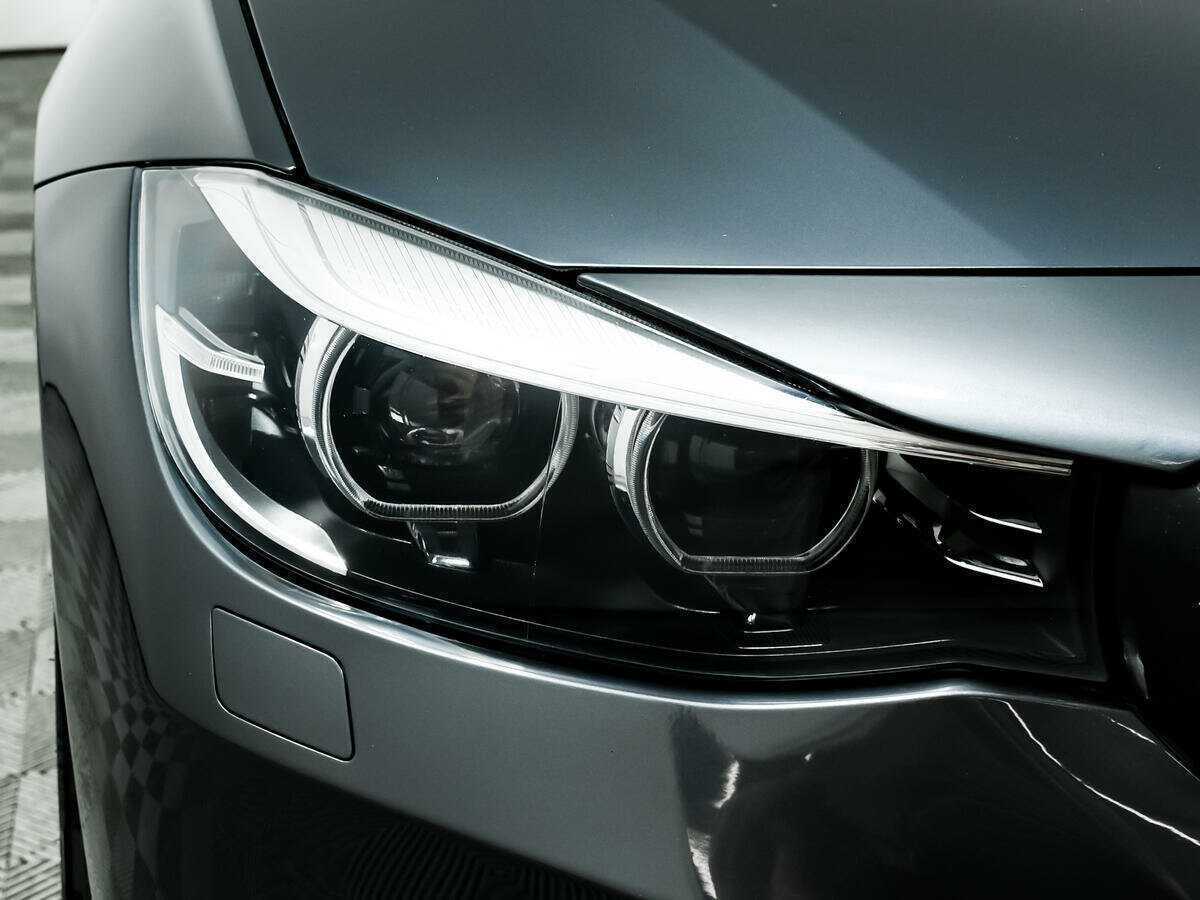 BMW 3 серии с пробегом — 2016 год. Фото: #14
