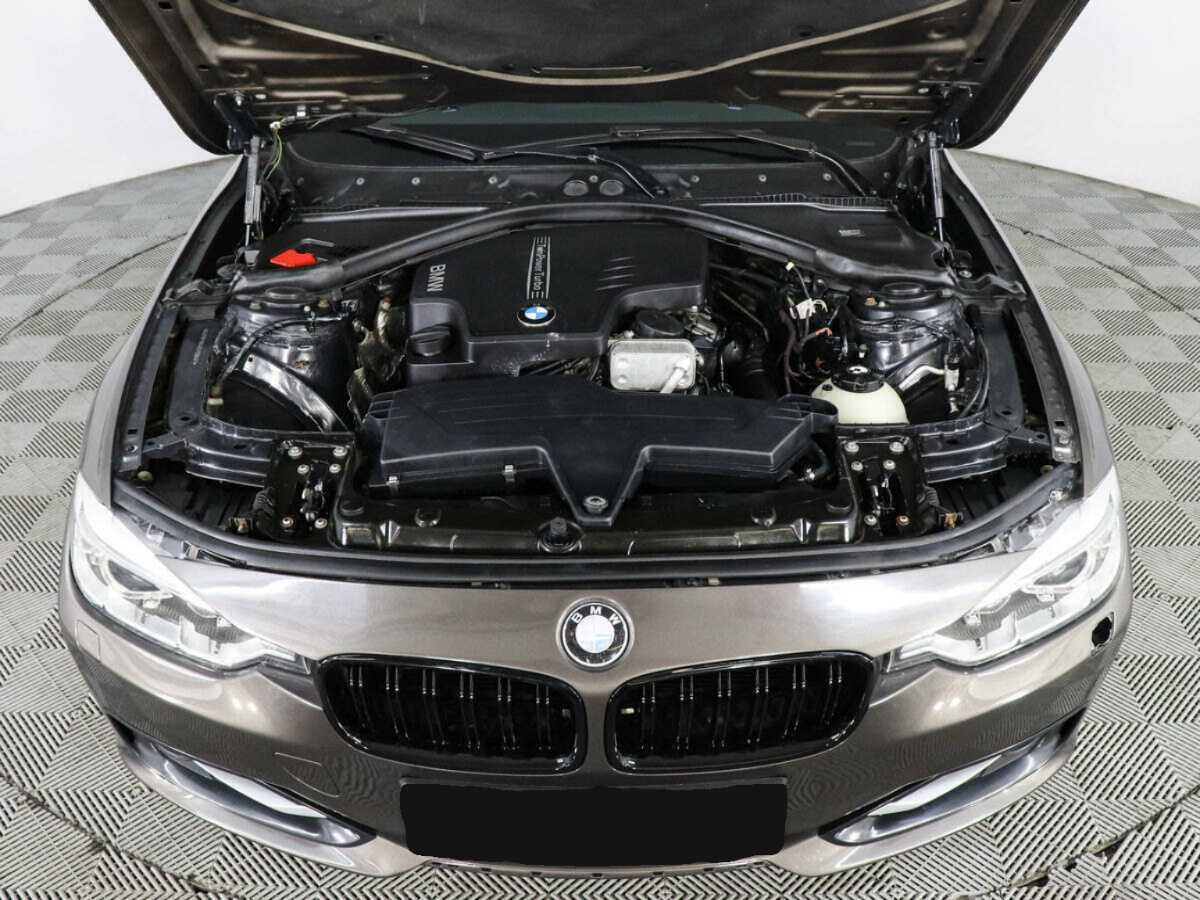 BMW 3 серии с пробегом — 2013 год. Фото: #9