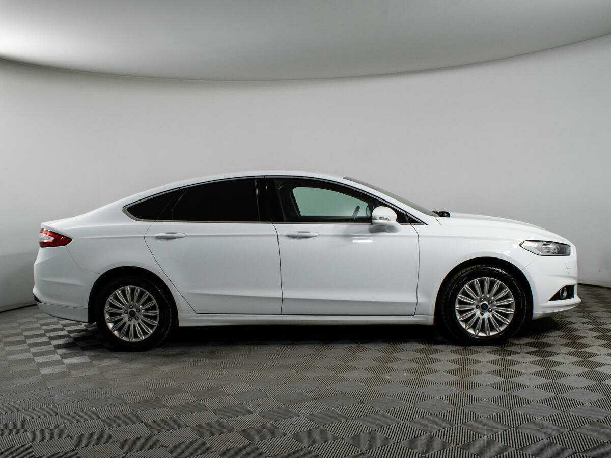 Ford Mondeo с пробегом — 2015 год. Фото: #3