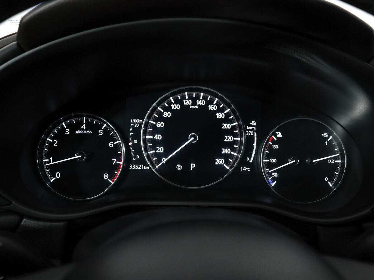 Mazda CX-30 с пробегом — 2021 год. Фото: #21