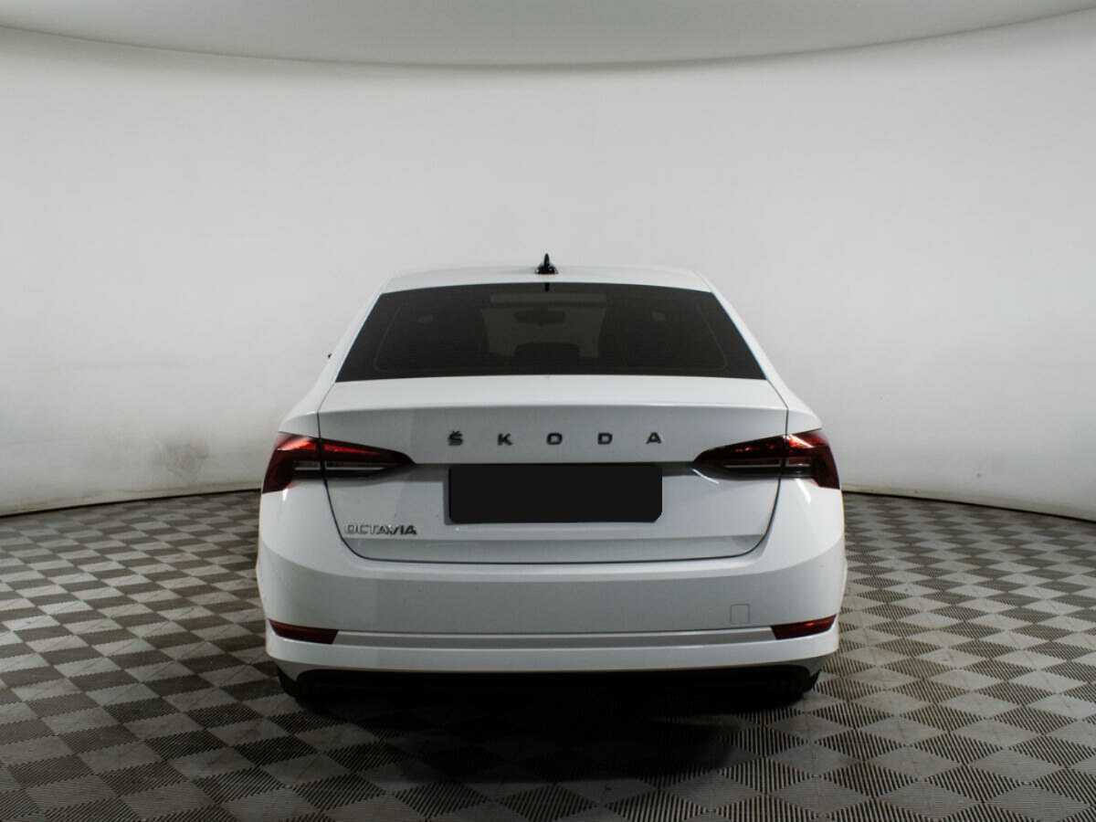 Skoda Octavia с пробегом — 2021 год. Фото: #5