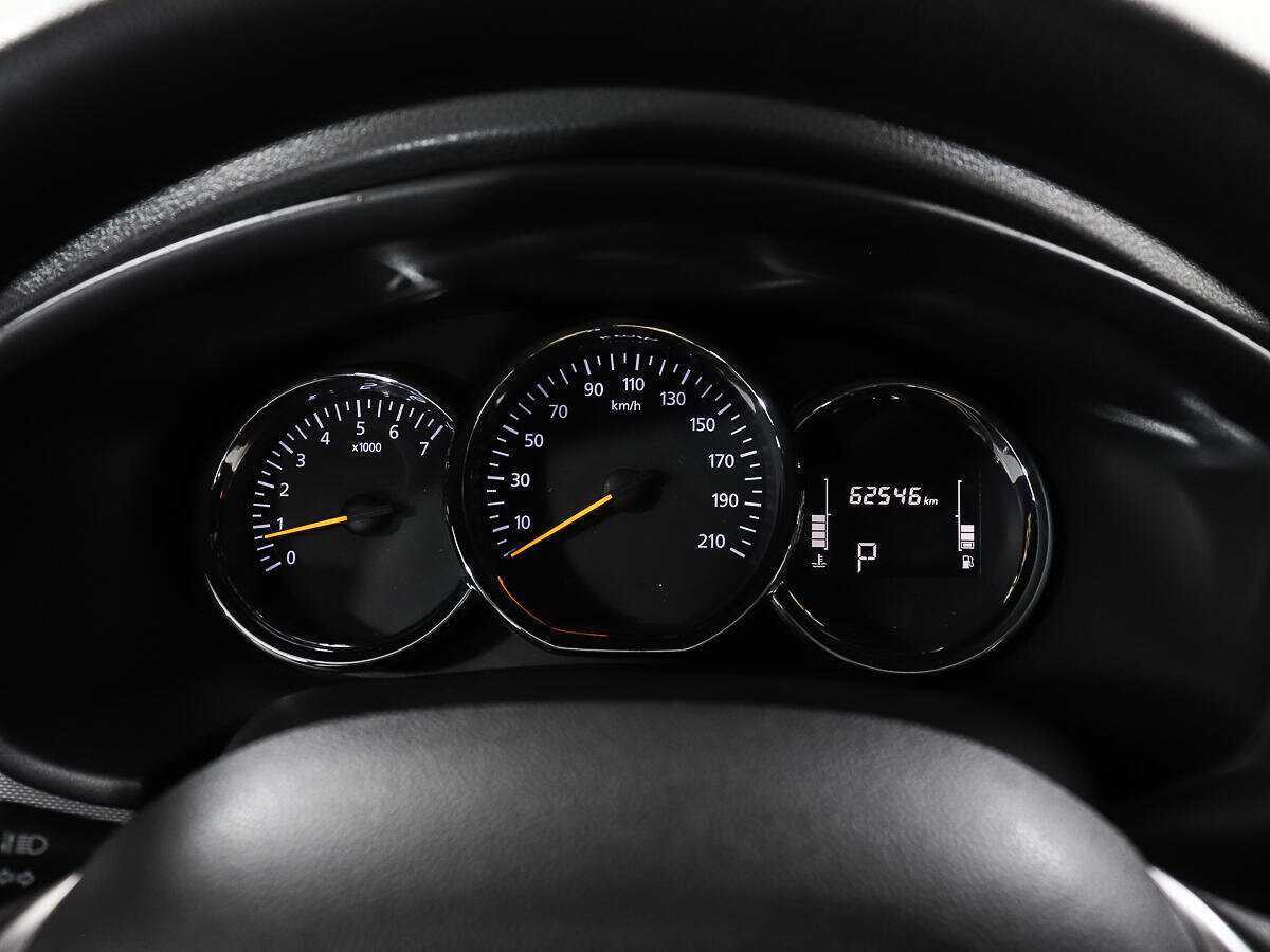 Renault Logan с пробегом — 2020 год. Фото: #10