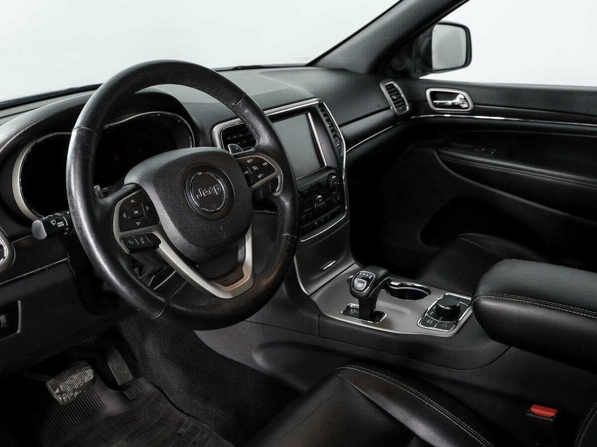 Jeep Grand Cherokee с пробегом — 2013 год. Фото: #8