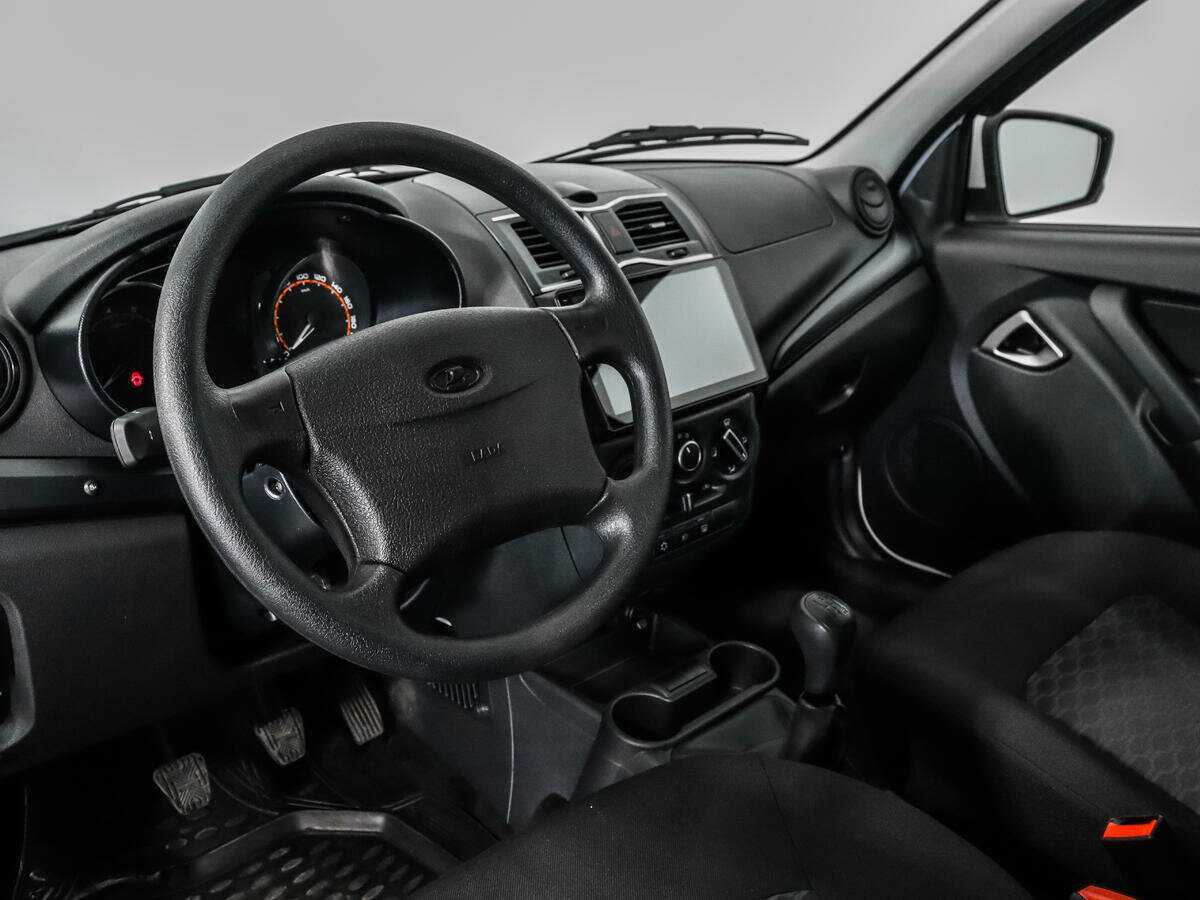 Lada (ВАЗ) Granta с пробегом — 2023 год. Фото: #8