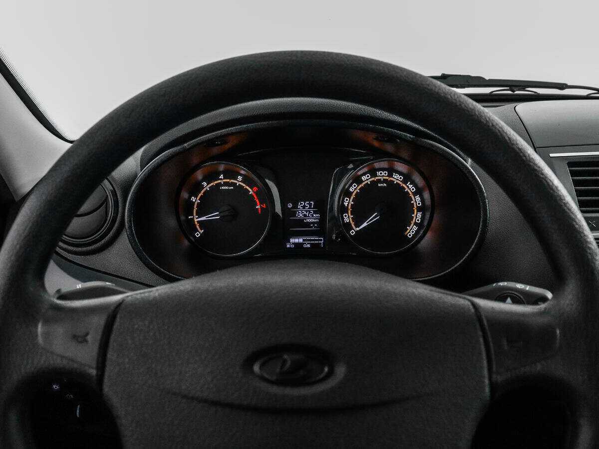 Lada (ВАЗ) Granta с пробегом — 2023 год. Фото: #14