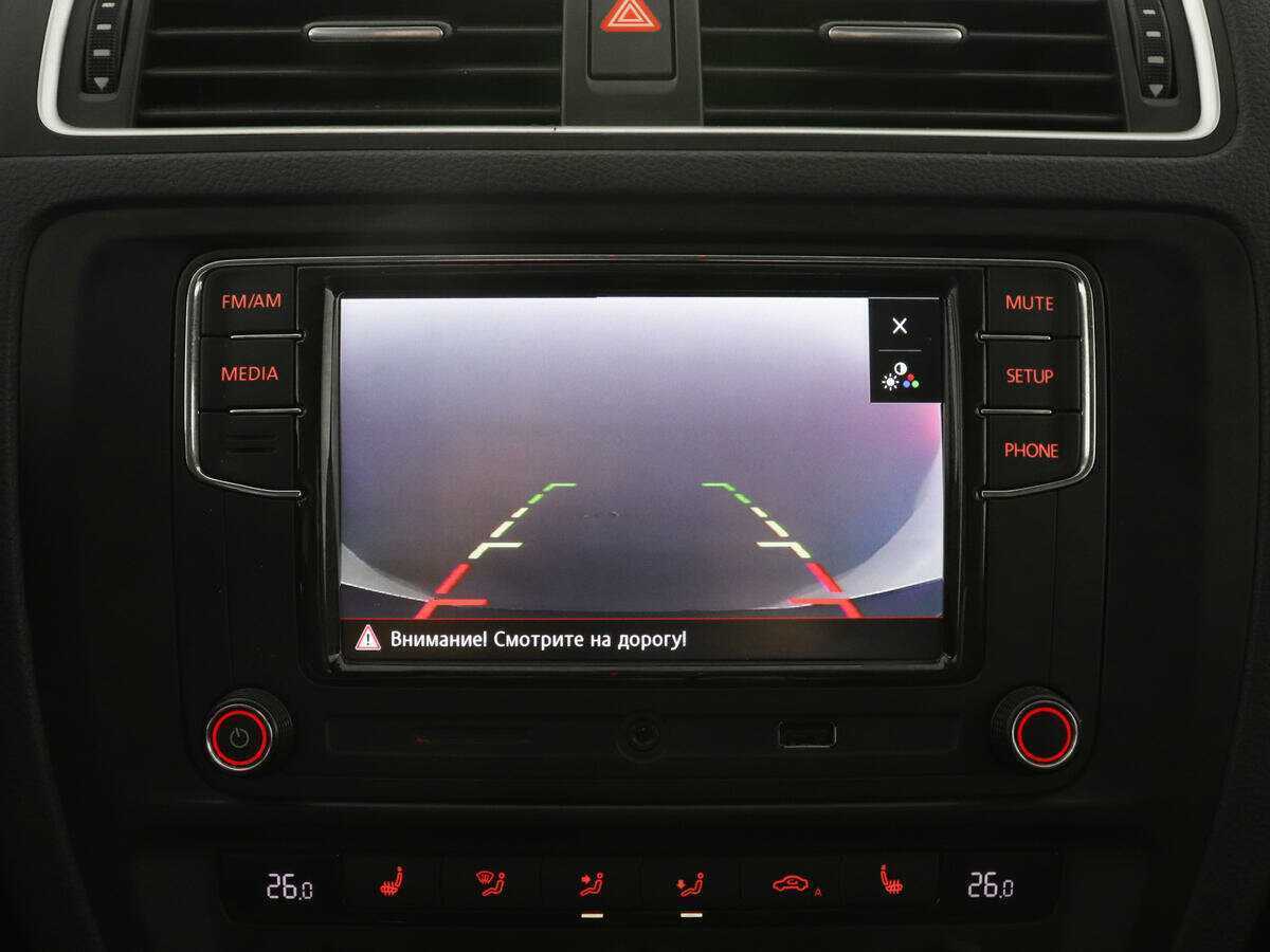 Volkswagen Jetta с пробегом — 2014 год. Фото: #8