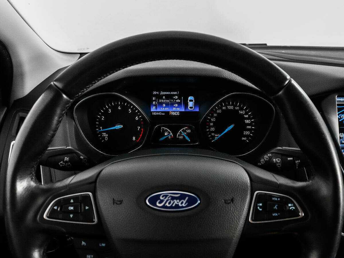 Ford Focus с пробегом — 2015 год. Фото: #16