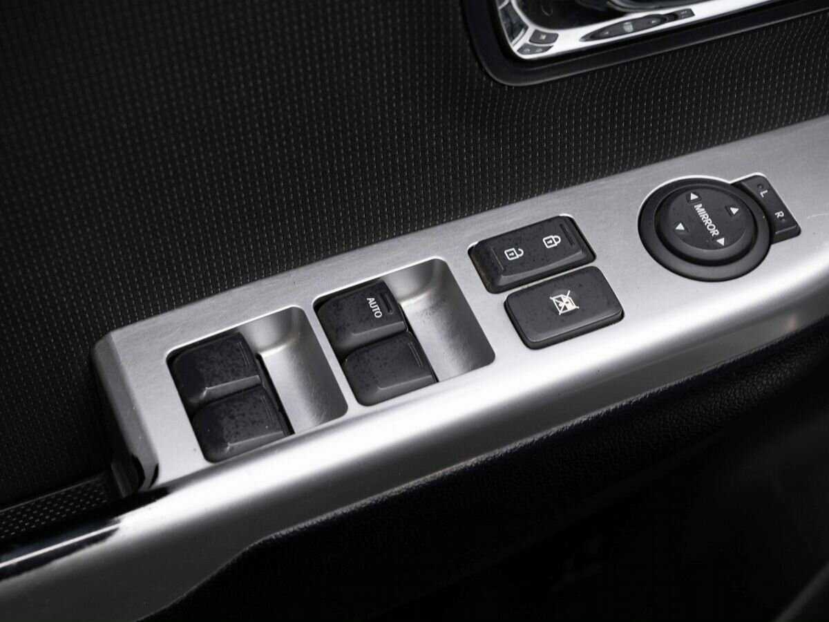 Kia Rio с пробегом — 2012 год. Фото: #16